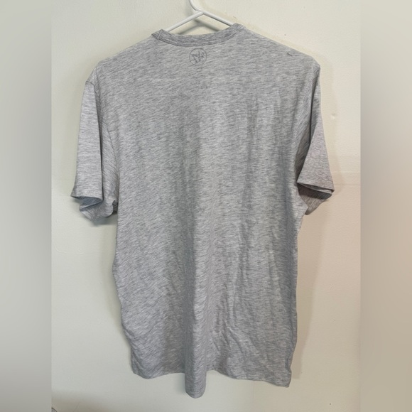 47 Brand 2024 World Series Men's New York Yankees Shirt size XL Grey New - Picture 2 of 5